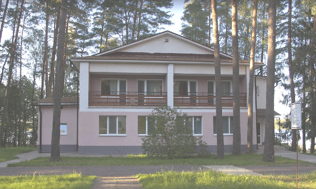 Sprzedaż działek, ośrodków wypoczynkowych, hoteli, hoteli na Białorusi 