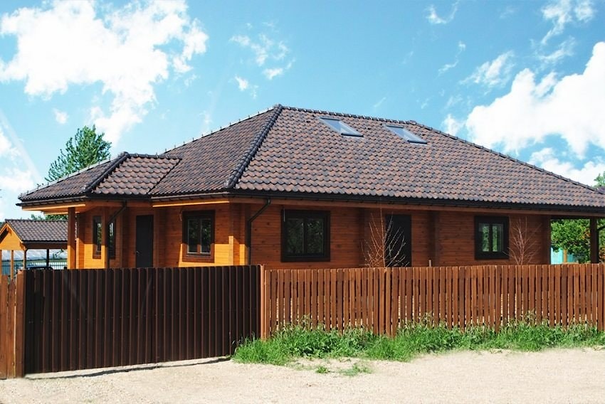 Parterowy dom drewniany 179 m²  