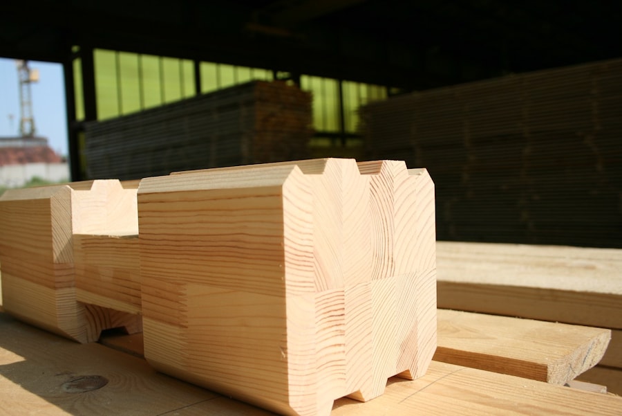 Klejone drewno profilowane o podwójnej warstwie klejenia  