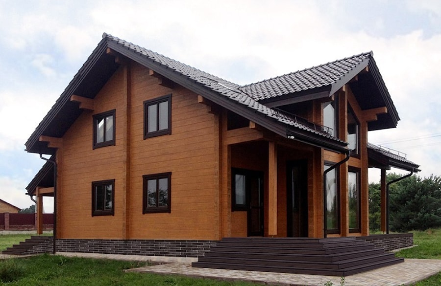 Dom z drewna klejonego   
